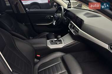 Седан BMW 3 Series 2019 в 