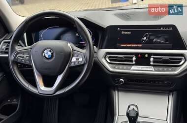 Седан BMW 3 Series 2019 в 