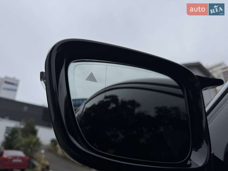 Седан BMW 3 Series 2019 в Одессе