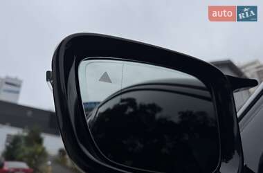 Седан BMW 3 Series 2019 в 