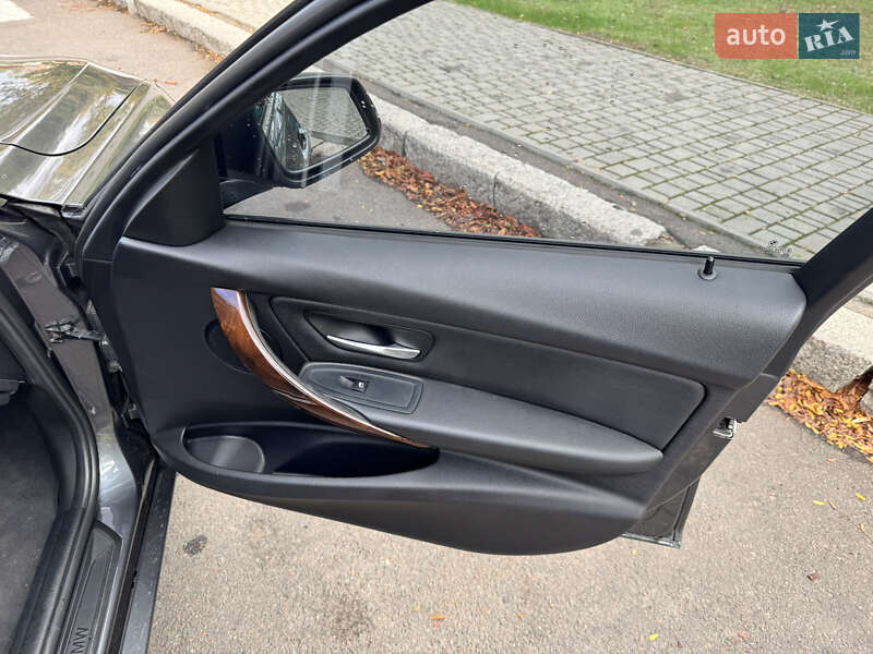 Седан BMW 3 Series 2013 в Николаеве фото 11 Седан BMW 3 Series 2013 в Николаеве