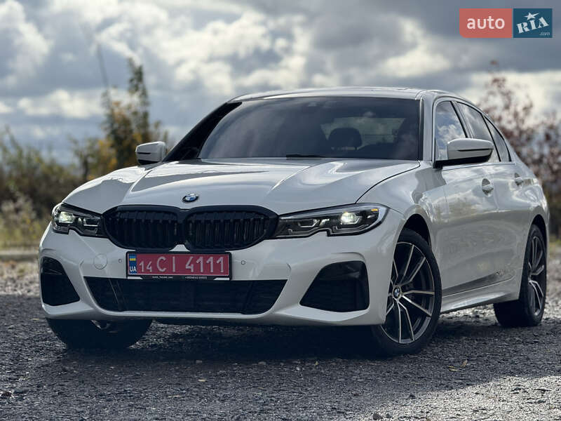 Седан BMW 3 Series 2019 в Самборе