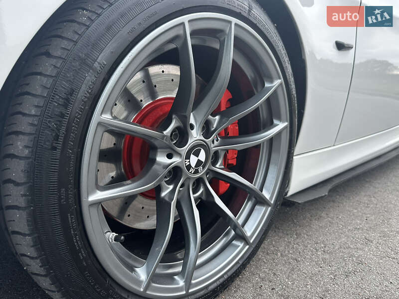 Седан BMW 3 Series 2010 в Одессе