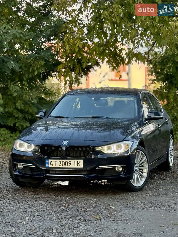 Седан BMW 3 Series 2014 в Коломые