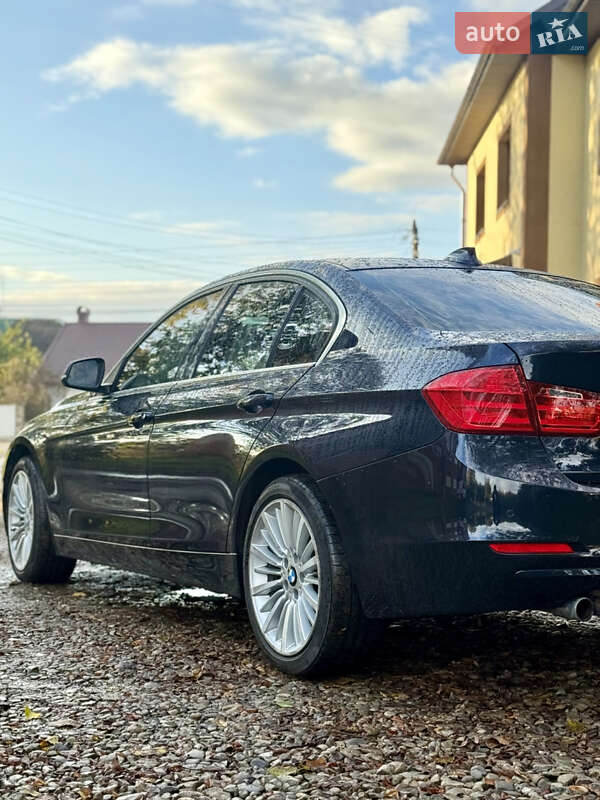 Седан BMW 3 Series 2014 в Коломые