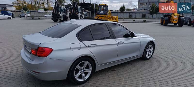 Седан BMW 3 Series 2013 в Черкассах фото 17 Седан BMW 3 Series 2013 в Черкассах