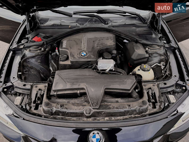 Седан BMW 3 Series 2014 в Львові