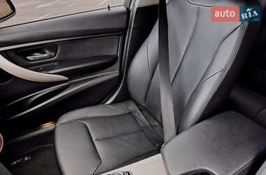 Седан BMW 3 Series 2014 в 