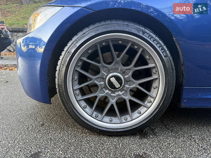 Седан BMW 3 Series 2006 в Киеве
