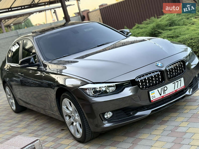 Седан BMW 3 Series 2015 в Днепре