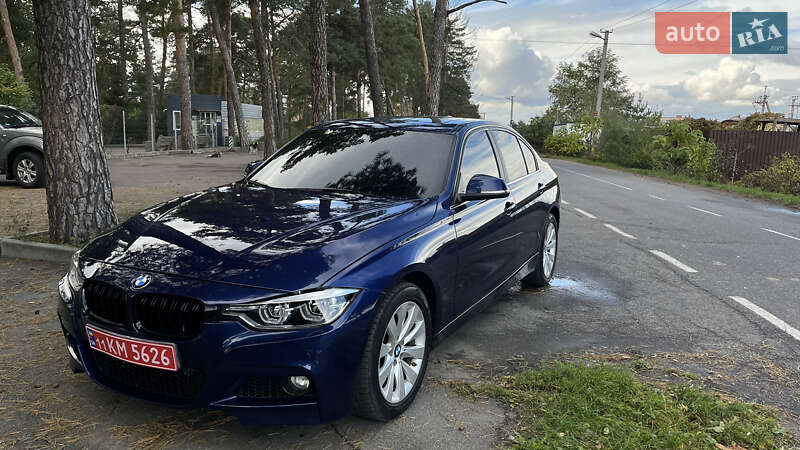 Седан BMW 3 Series 2015 в Виннице