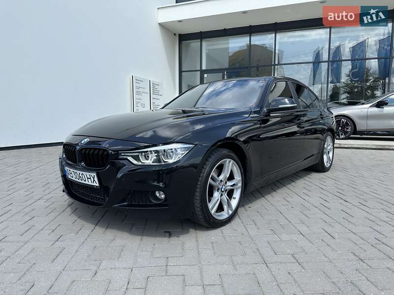 Седан BMW 3 Series 2013 в Виннице