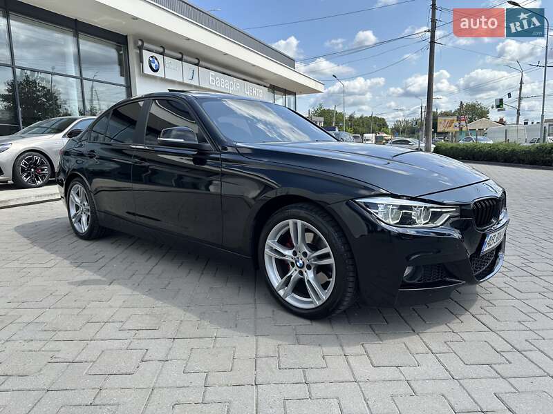 Седан BMW 3 Series 2013 в Виннице