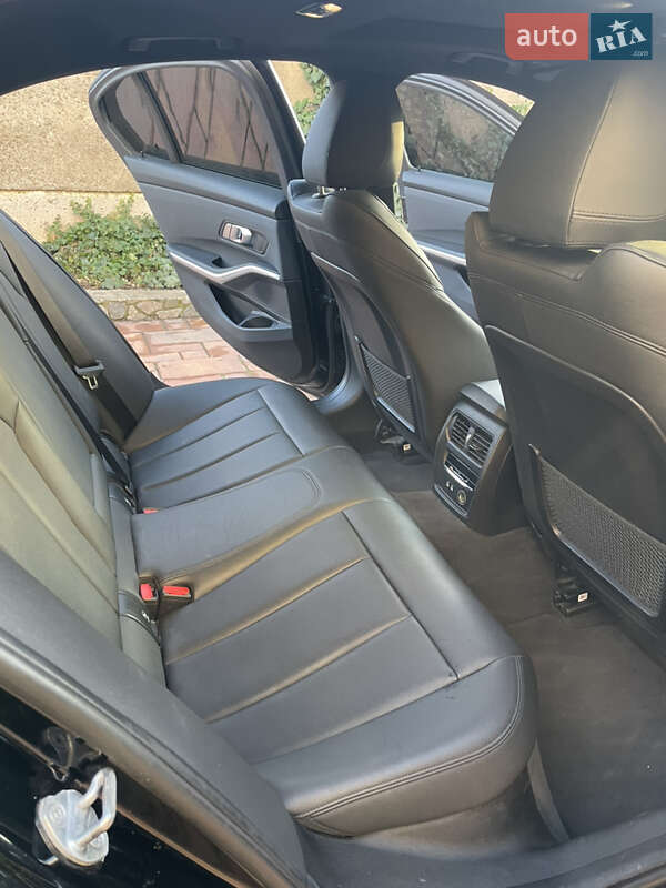 Седан BMW 3 Series 2019 в Киеве фото 16 Седан BMW 3 Series 2019 в Киеве