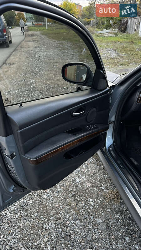 Седан BMW 3 Series 2011 в Подольске фото 16 Седан BMW 3 Series 2011 в Подольске