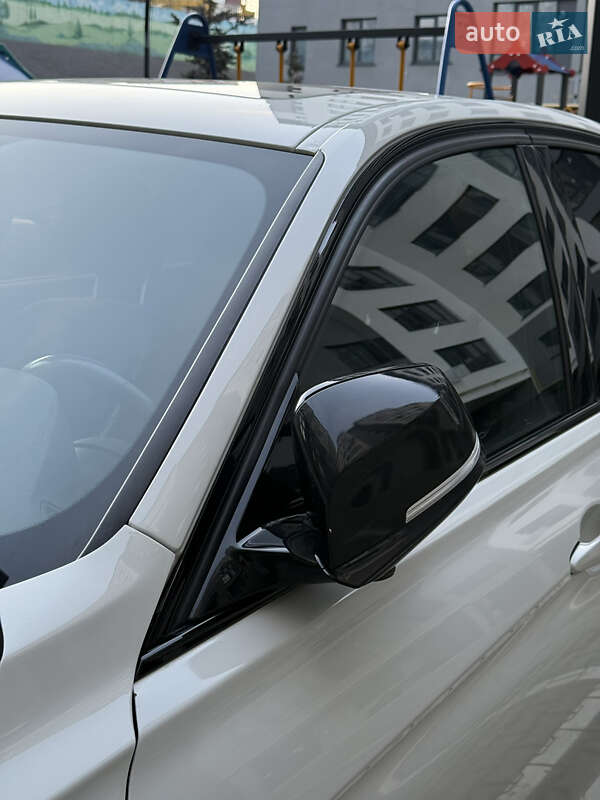 Седан BMW 3 Series 2013 в Хмельницькому
