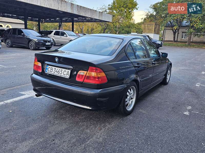 Седан BMW 3 Series 2004 в Киеве