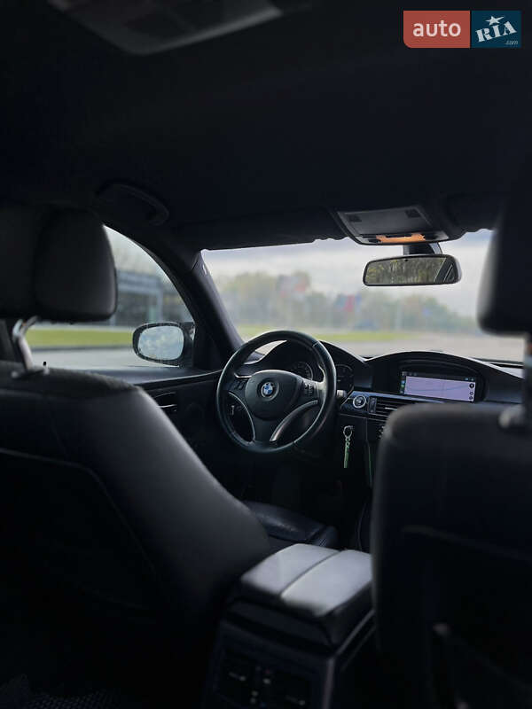 Седан BMW 3 Series 2009 в Киеве