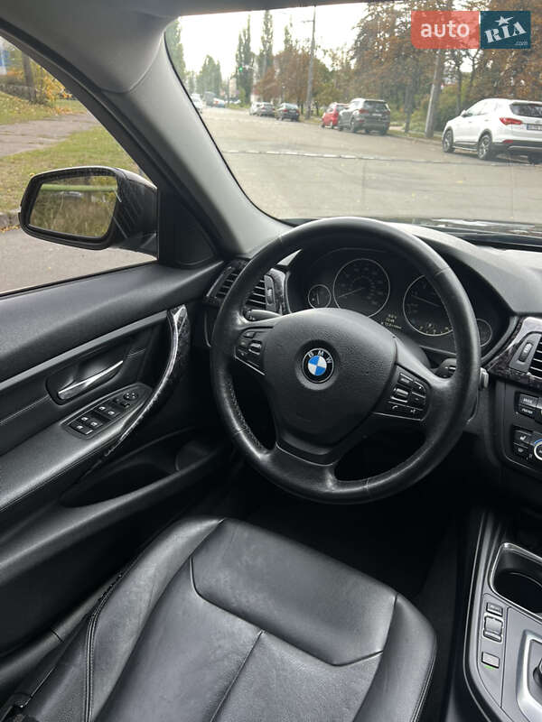 Седан BMW 3 Series 2012 в Киеве