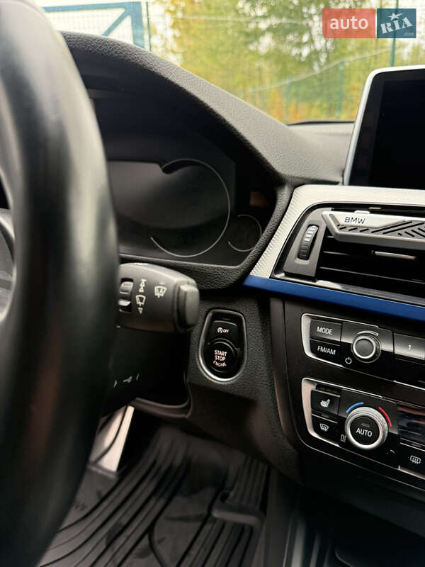 Седан BMW 3 Series 2015 в Виннице