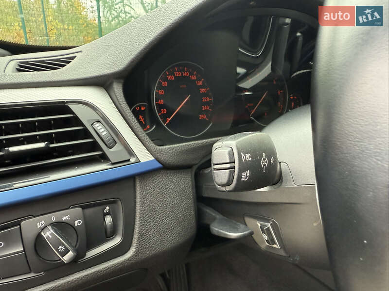 Седан BMW 3 Series 2015 в Виннице