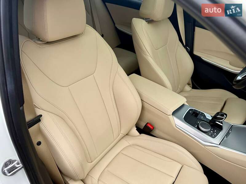Седан BMW 3 Series 2019 в Києві фото 43 Седан BMW 3 Series 2019 в Києві