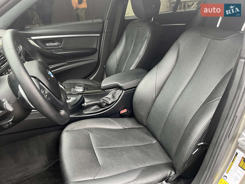 Седан BMW 3 Series 2018 в Калуше фото 26 Седан BMW 3 Series 2018 в Калуше