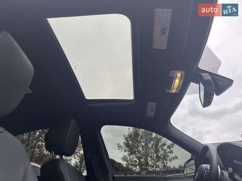 Седан BMW 3 Series 2018 в Калуше фото 39 Седан BMW 3 Series 2018 в Калуше