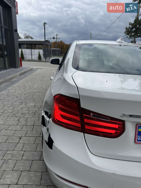 Седан BMW 3 Series 2015 в Ивано-Франковске