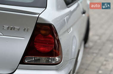 Купе BMW 3 Series 2003 в 