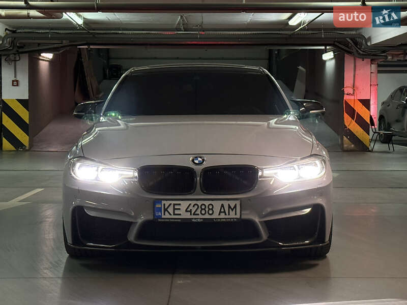 Седан BMW 3 Series 2016 в Дніпрі