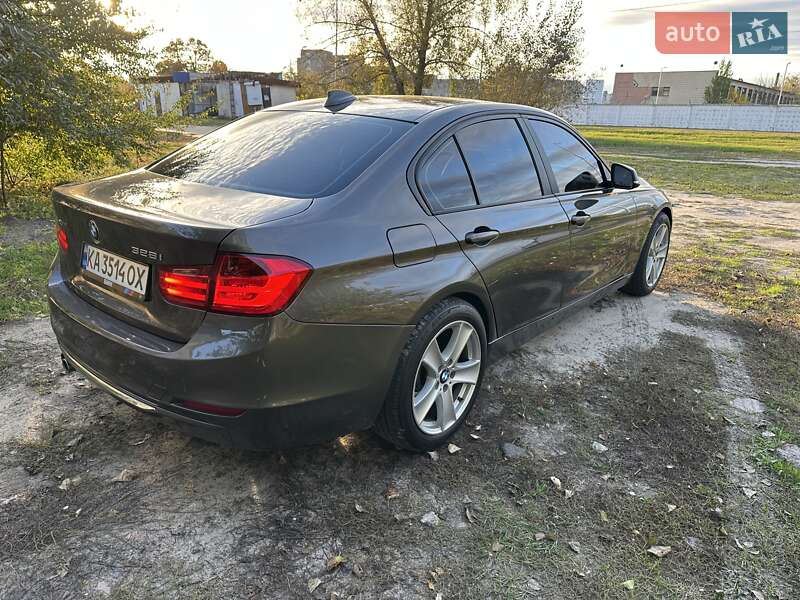 Седан BMW 3 Series 2014 в Киеве фото 8 Седан BMW 3 Series 2014 в Киеве