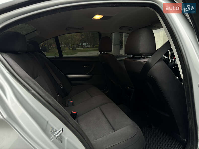 Седан BMW 3 Series 2007 в Хмельницькому