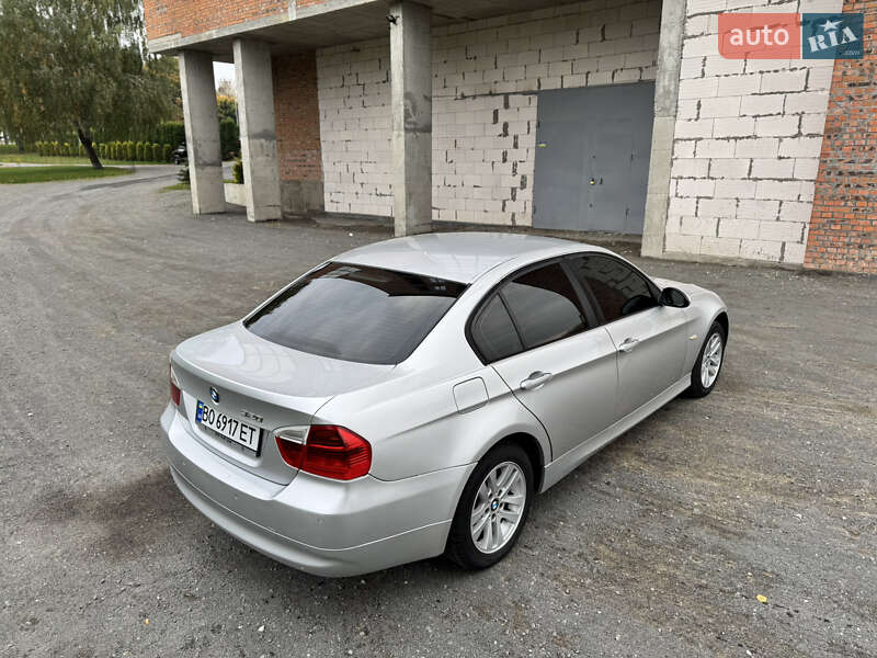 Седан BMW 3 Series 2007 в Хмельницькому