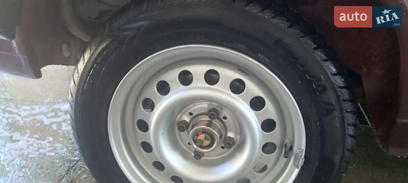 Седан BMW 3 Series 1986 в Ладыжине