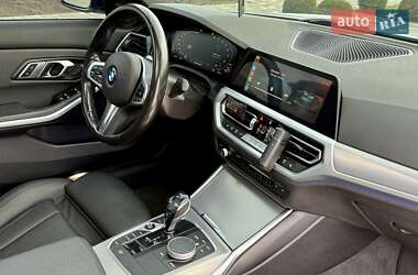 Седан BMW 3 Series 2019 в 