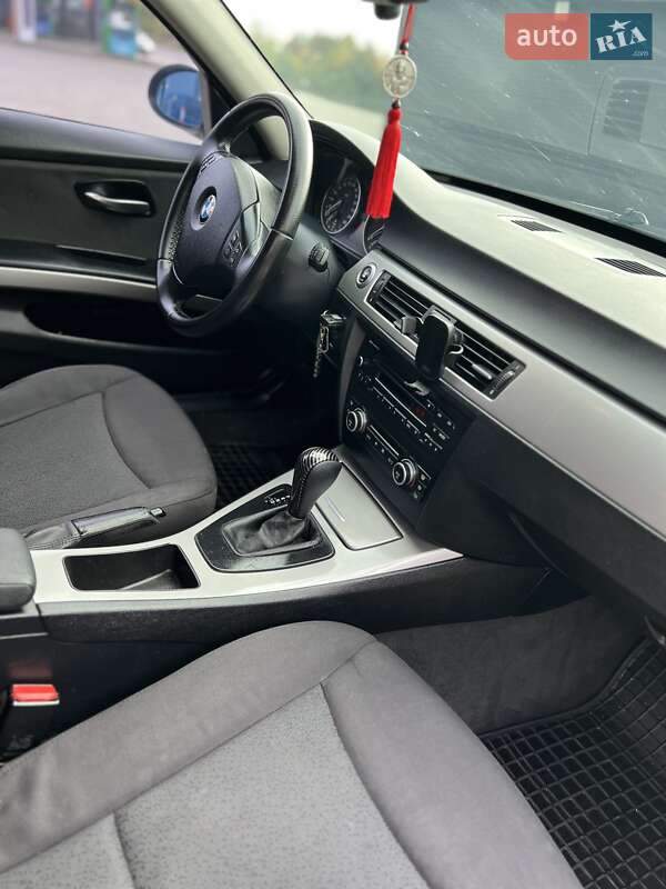 Универсал BMW 3 Series 2008 в Малинцах