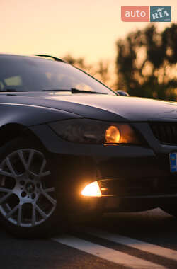 Универсал BMW 3 Series 2007 в 