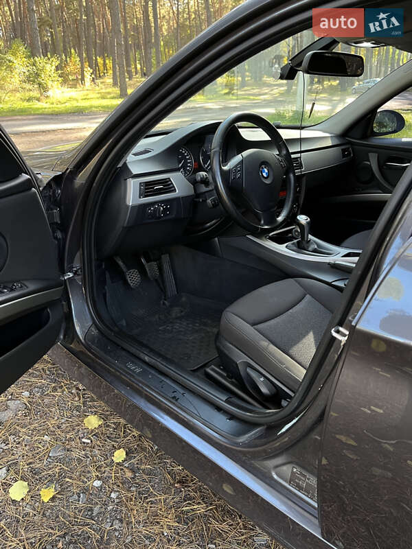 Универсал BMW 3 Series 2008 в Житомире фото 16 Универсал BMW 3 Series 2008 в Житомире