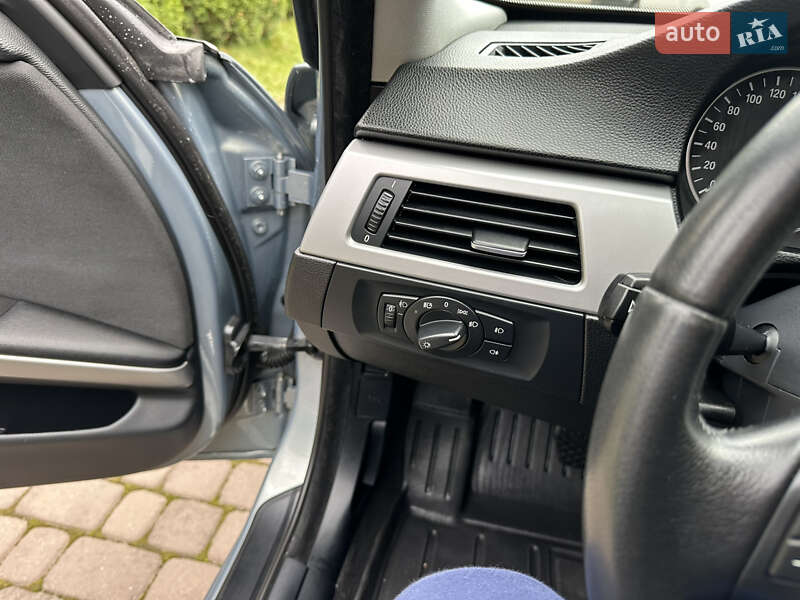 Седан BMW 3 Series 2007 в Львове