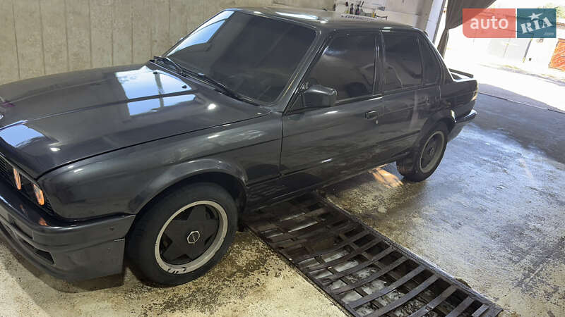 Седан BMW 3 Series 1990 в Одессе фото 13 Седан BMW 3 Series 1990 в Одессе