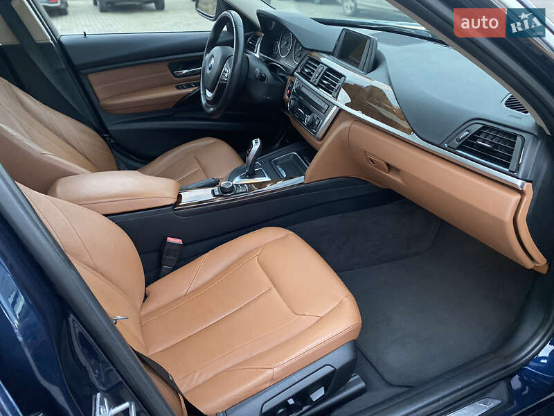 Седан BMW 3 Series 2013 в Луцьку