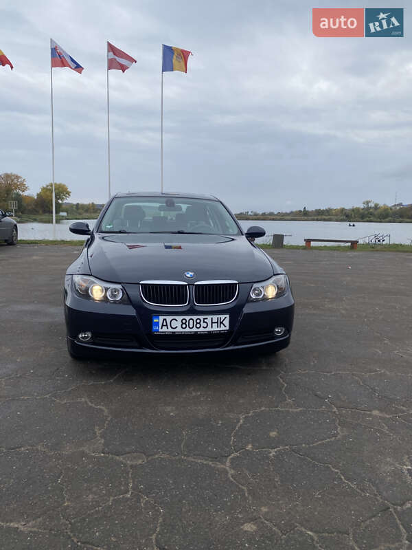 Седан BMW 3 Series 2005 в Балті фото 2 Седан BMW 3 Series 2005 в Балті