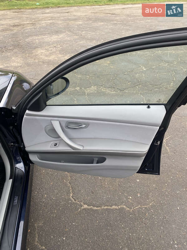 Седан BMW 3 Series 2005 в Балті фото 16 Седан BMW 3 Series 2005 в Балті