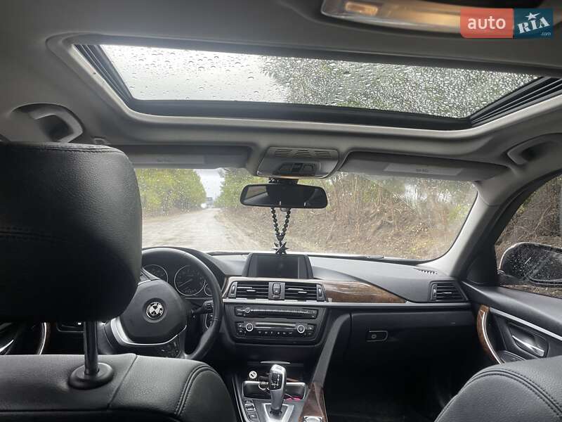 Седан BMW 3 Series 2014 в Львове