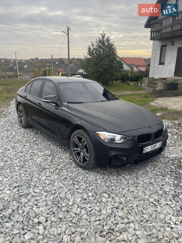 Седан BMW 3 Series 2014 в Ровно