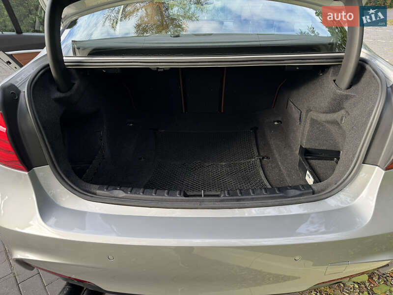 Седан BMW 3 Series 2015 в Шепетовке