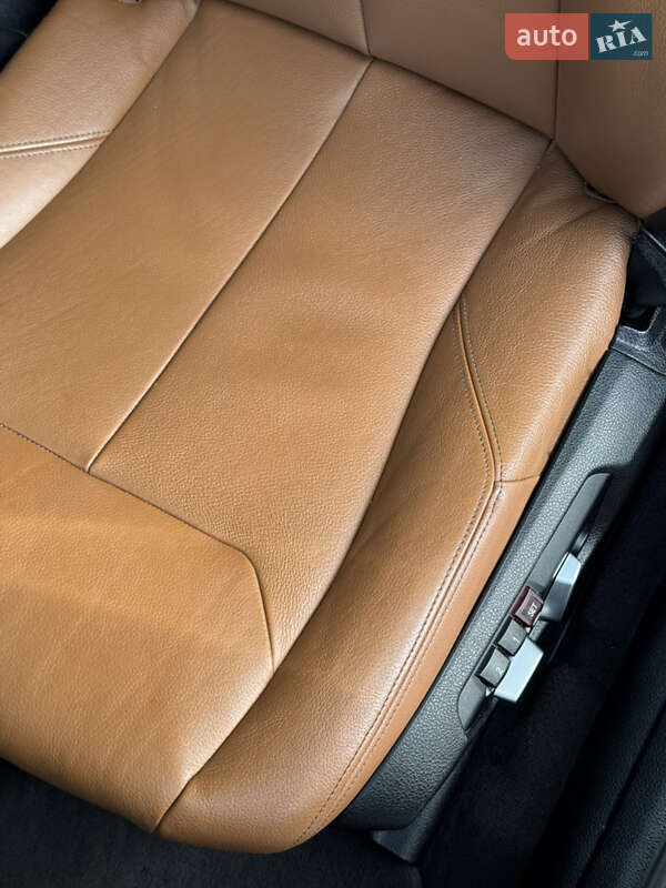 Седан BMW 3 Series 2015 в Шепетовке