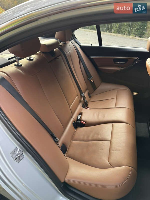 Седан BMW 3 Series 2015 в Шепетовке