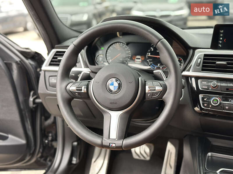 Седан BMW 3 Series 2015 в Харькове